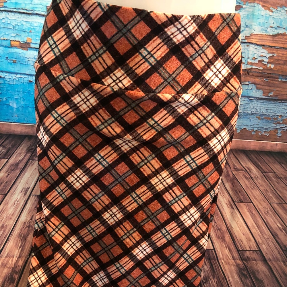 Beautiful black pencil skirt